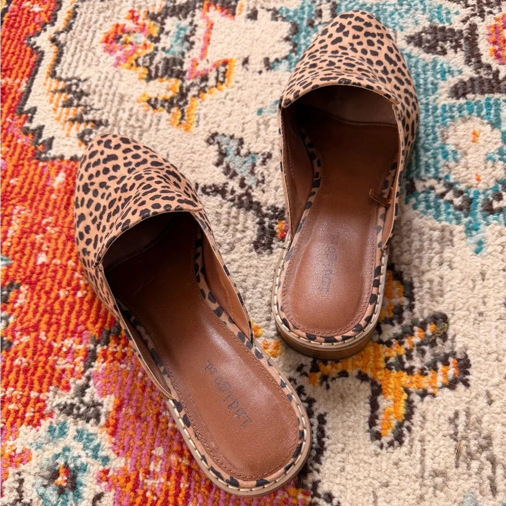 Indigo Rd Leopard Mules - Picture 2 of 4